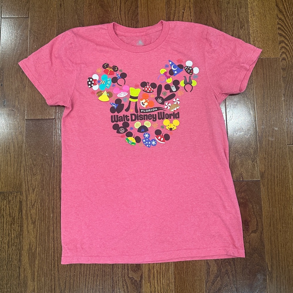 Women’s size medium disney tshirt - disney parks